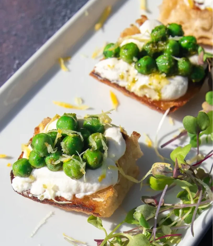 Gourmet toast with green peas topping